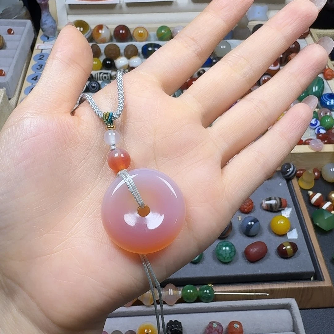 新***亭未镶嵌玛瑙/玉髓珠宝奇石