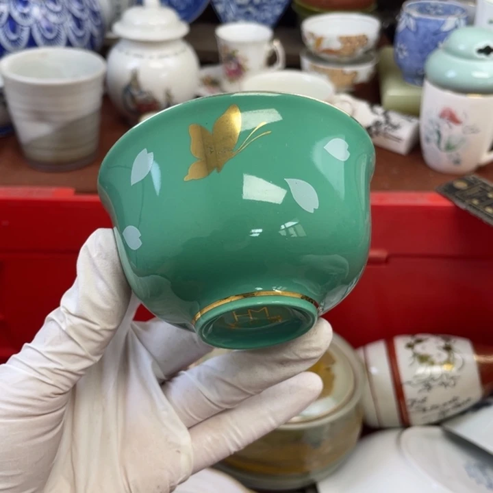 他家瓷器真美…开播了