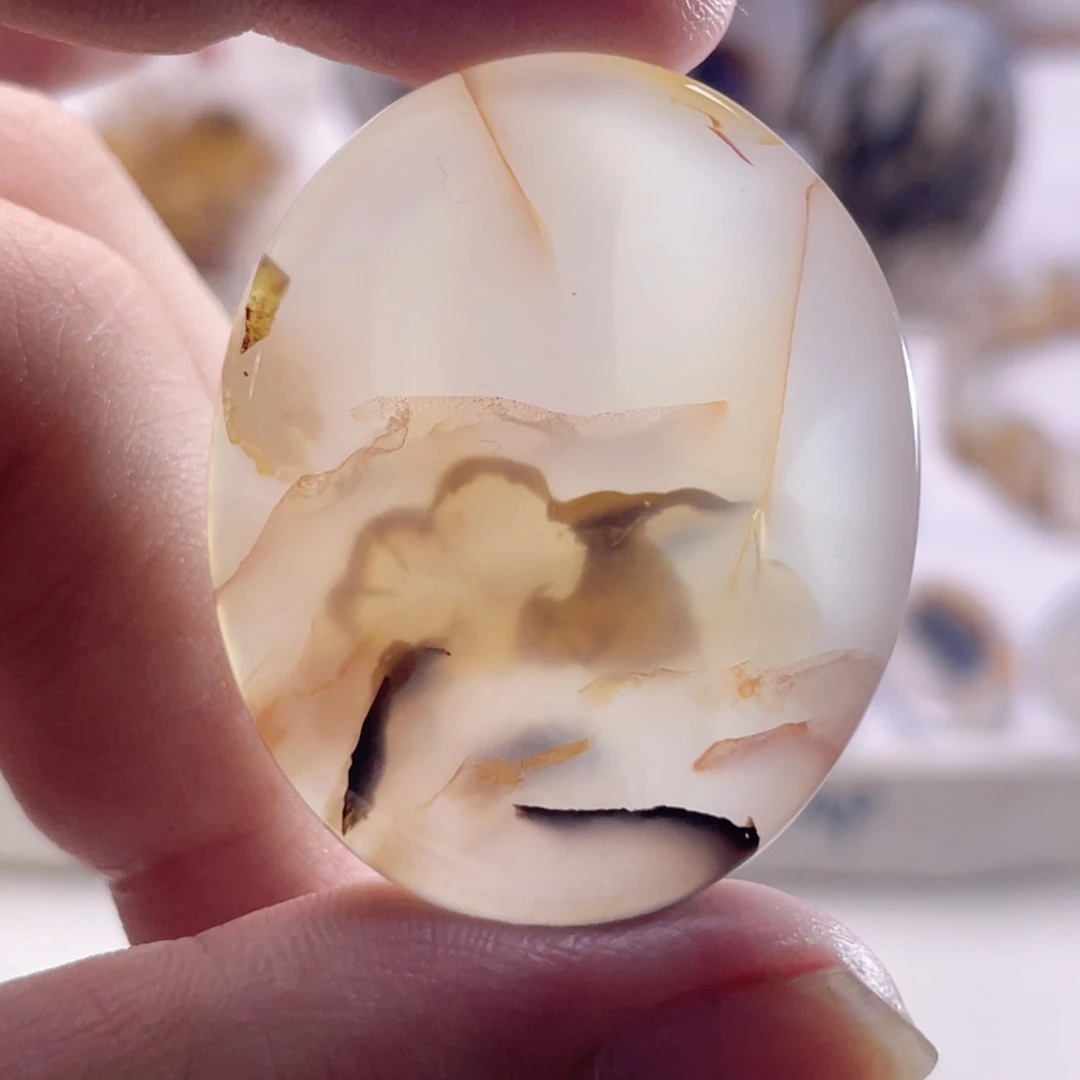 玛瑙/玉髓未镶嵌珠宝奇石