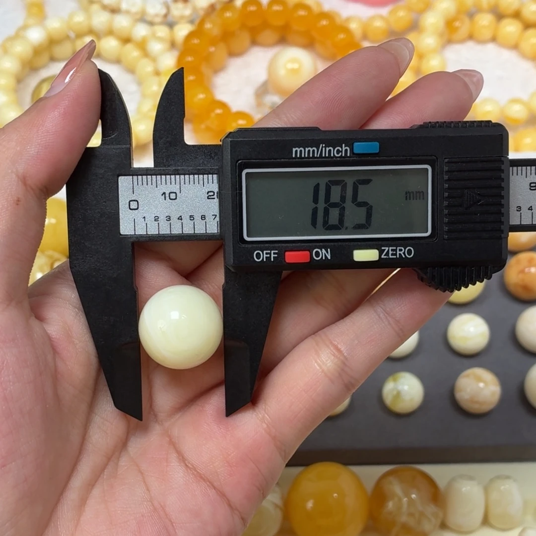 琥珀未镶嵌颈饰乌料凝脂白单珠微瑕18mm