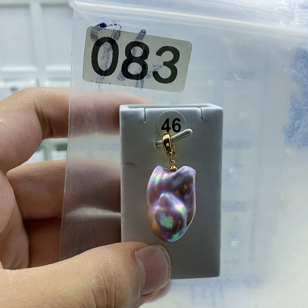 淡水珍珠合金颈饰