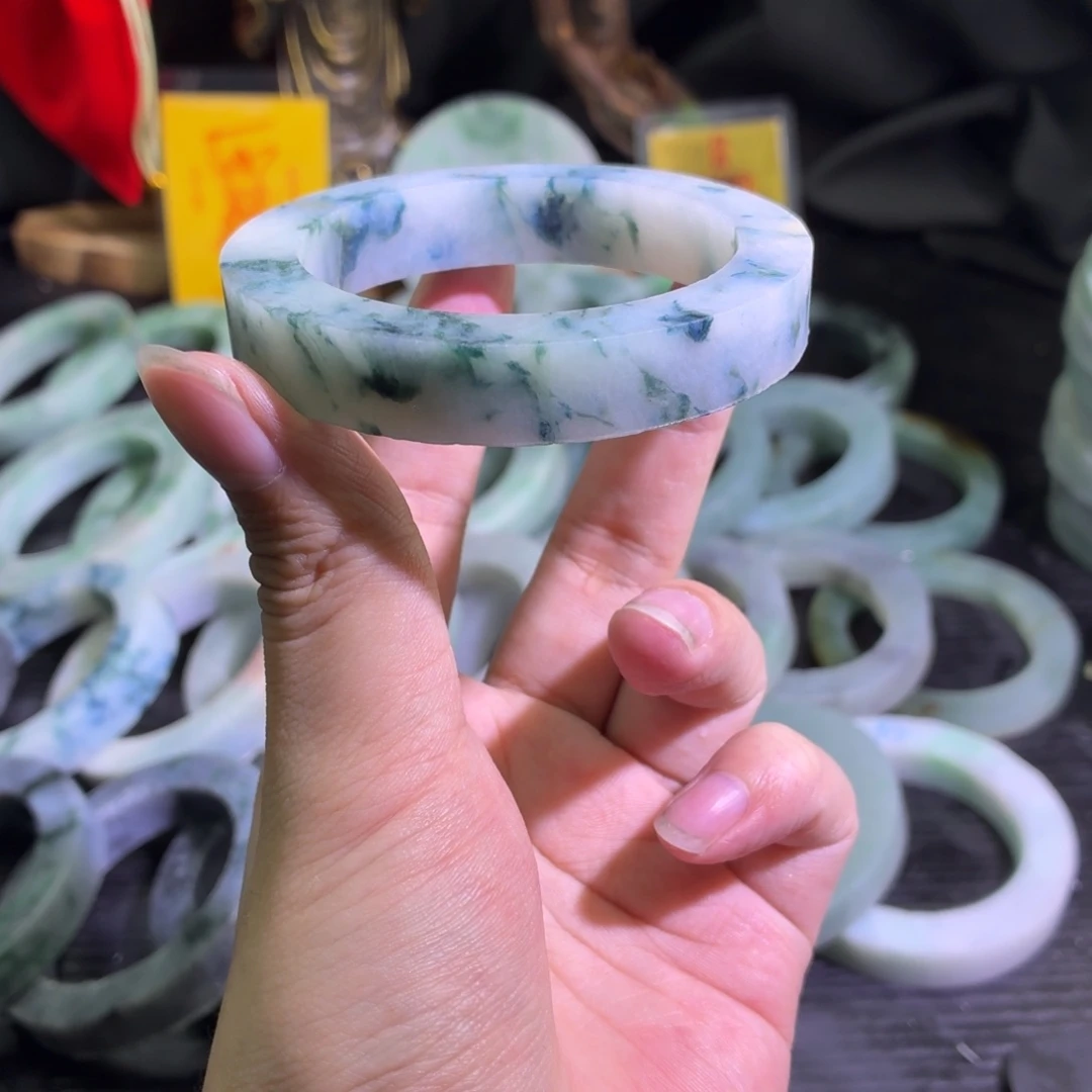 定制翡翠未镶嵌天然翡翠A货毛胚手镯定制
