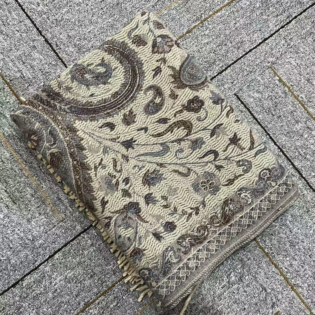 时尚百搭围巾C1501