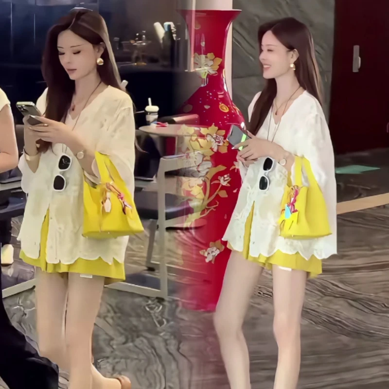 夏新款休闲百搭设计款镂空刺绣蕾丝系扣开衫女宽松气质喇叭袖上衣