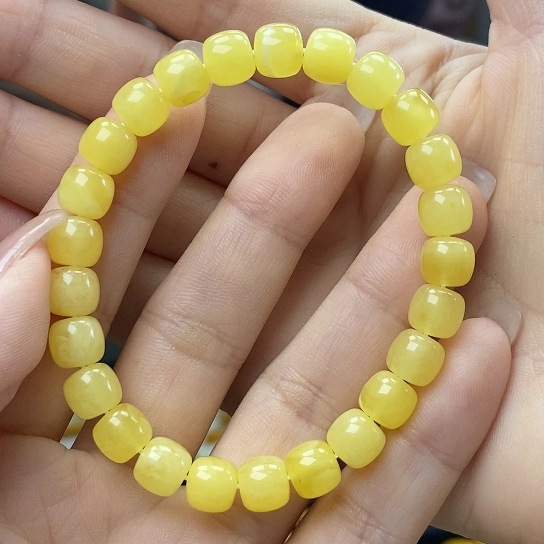 裸石琥珀未镶嵌成品