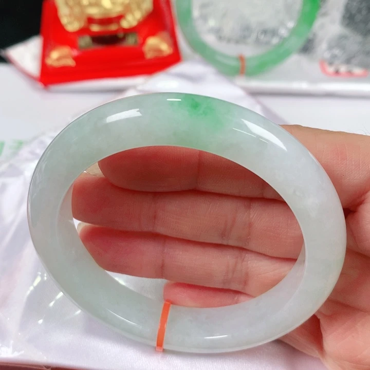 未镶嵌手镯翡翠   编号ZD1251 正圈57