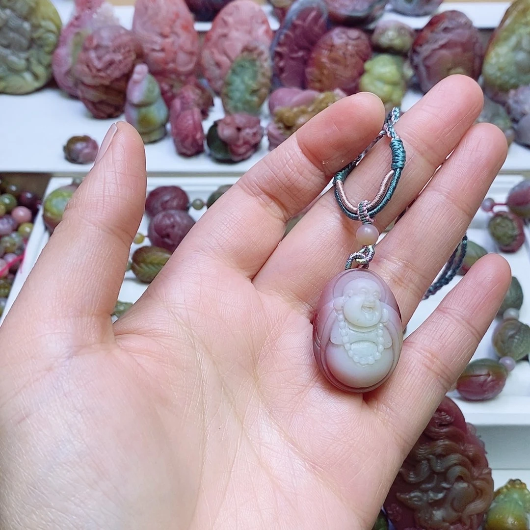 玛瑙/玉髓盐源玛瑙吊坠未镶嵌