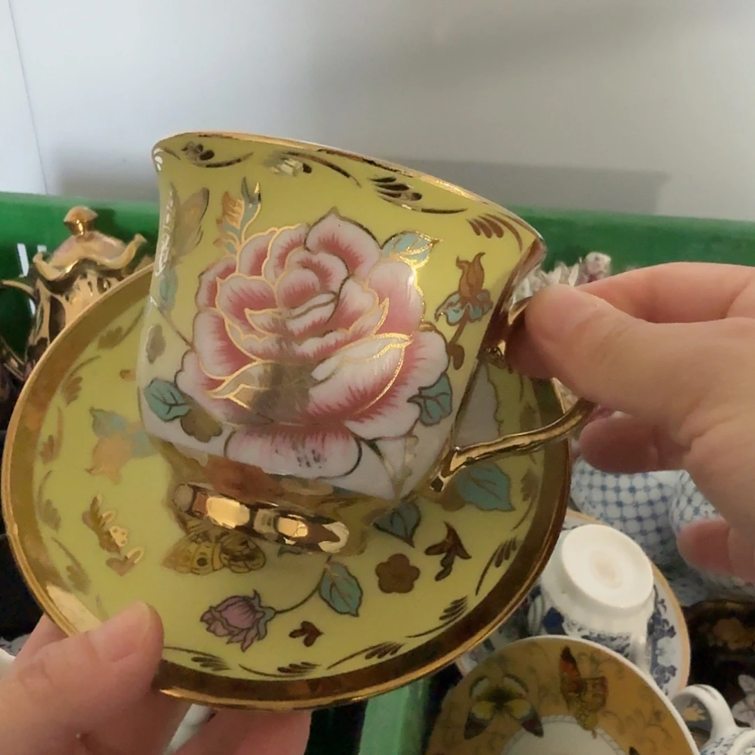 瓷片微瑕…………………………