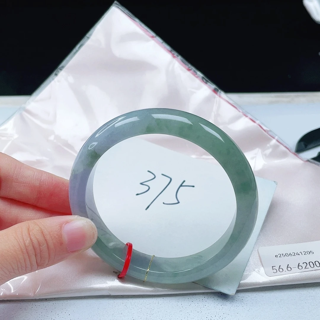 翡翠未镶嵌手镯56+正圈