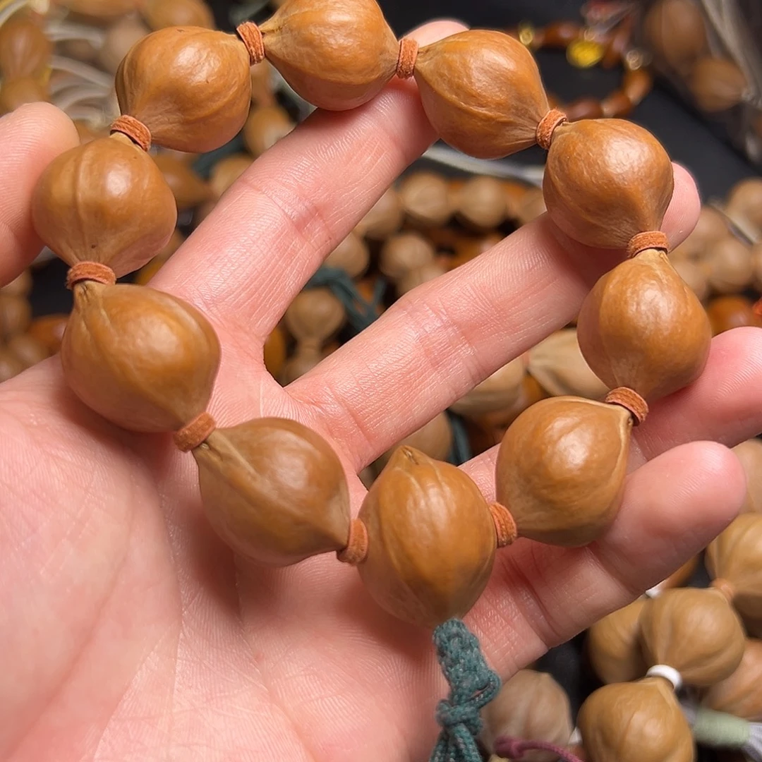 大叶紫檀（黑酸枝木类）