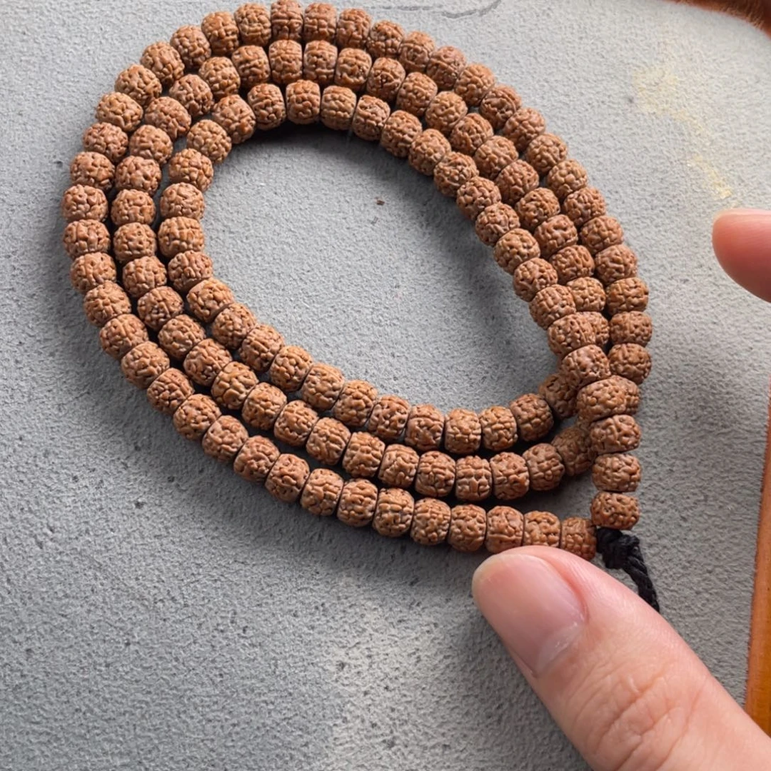 金刚菩提吊坠一代龙一等籽108尺寸7+