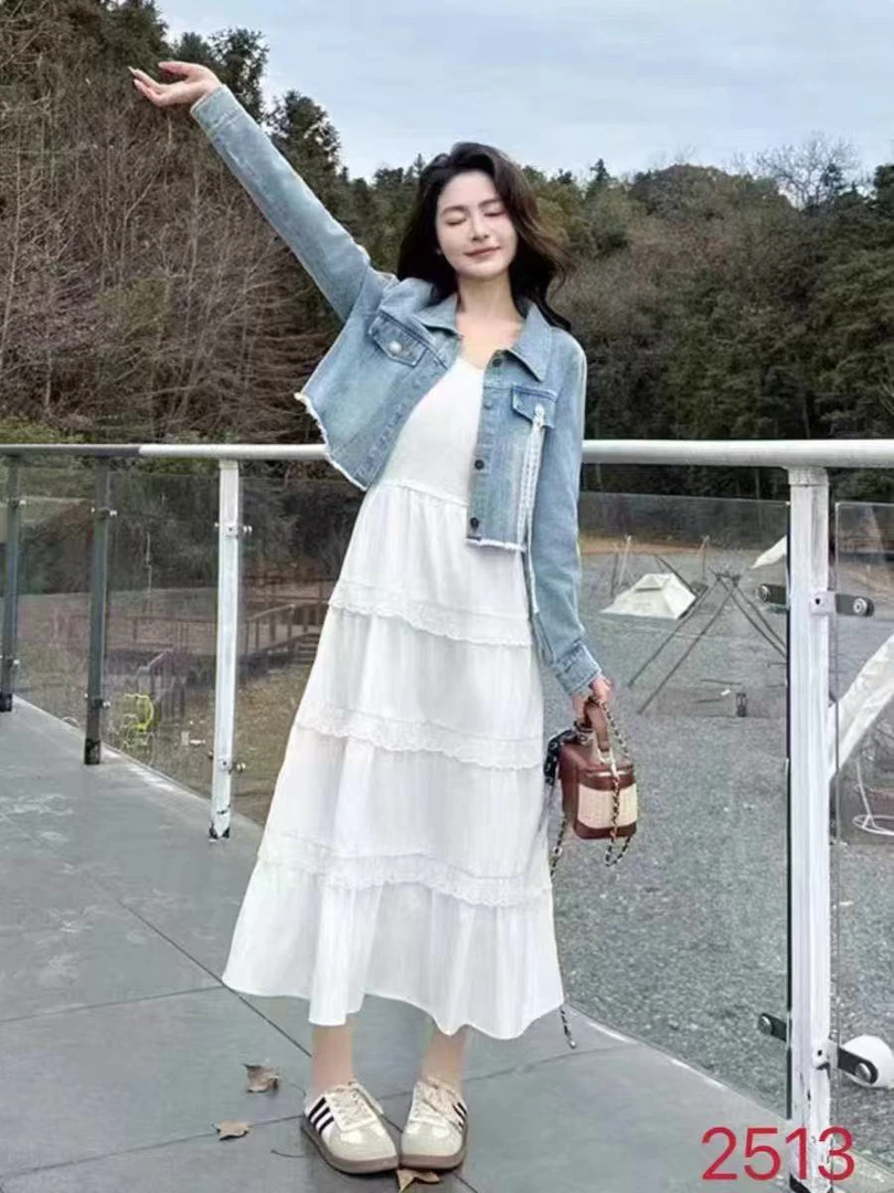 琴格格牛仔外套搭配吊带连衣裙两件套春季穿搭