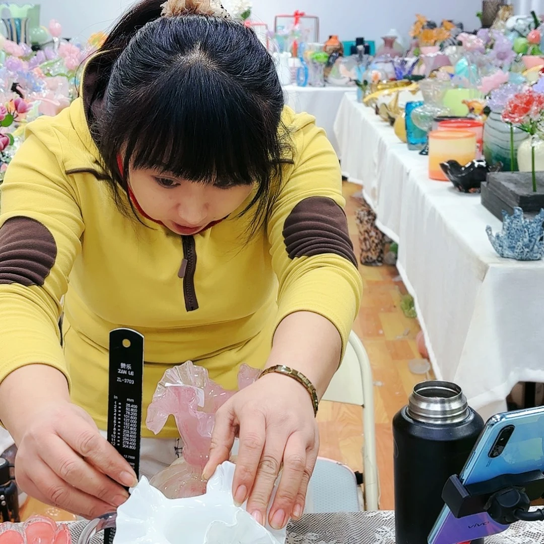 福利品不退不换琉璃摆件