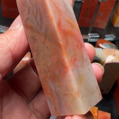 老挝石我们的确是一个