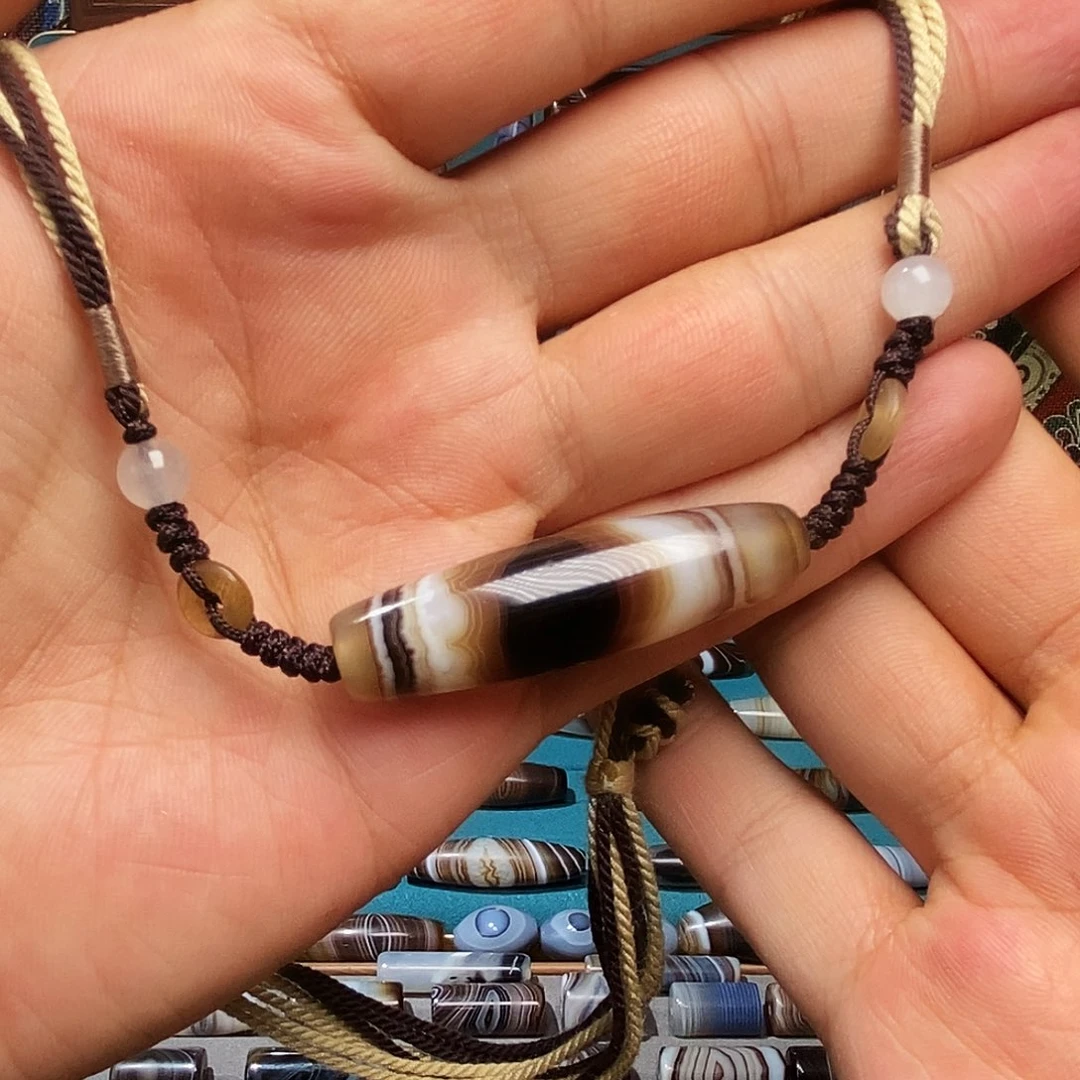 玛瑙/玉髓未镶嵌吊坠(赠链)