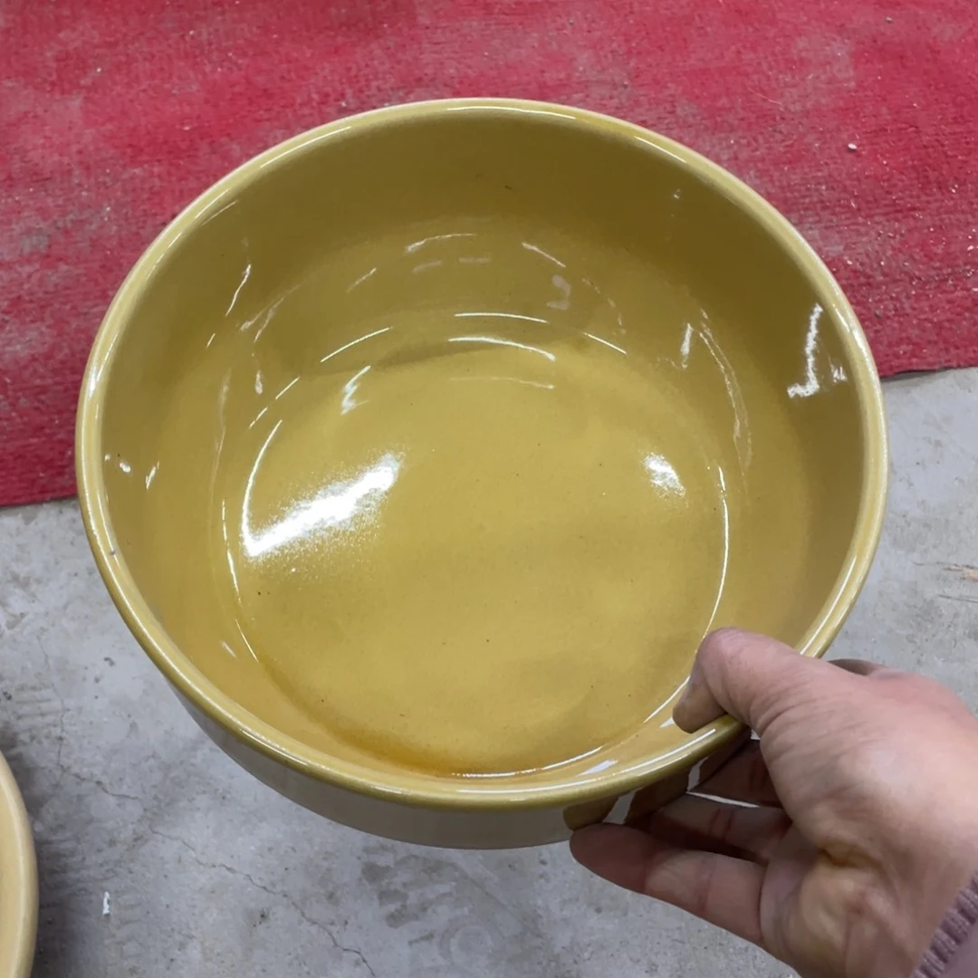 盘瓷器微瑕口径22高9
