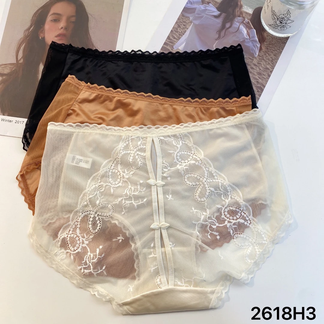 米娅林大版轻奢缎面拼镂空蕾丝女士三角内裤
