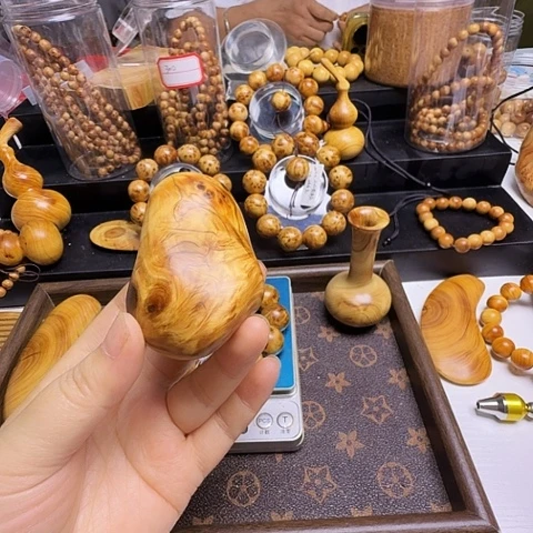 柏木（崖柏）手把件太行崖柏