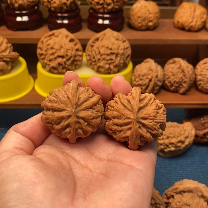 钢***子摆件核桃苹果园苹果园