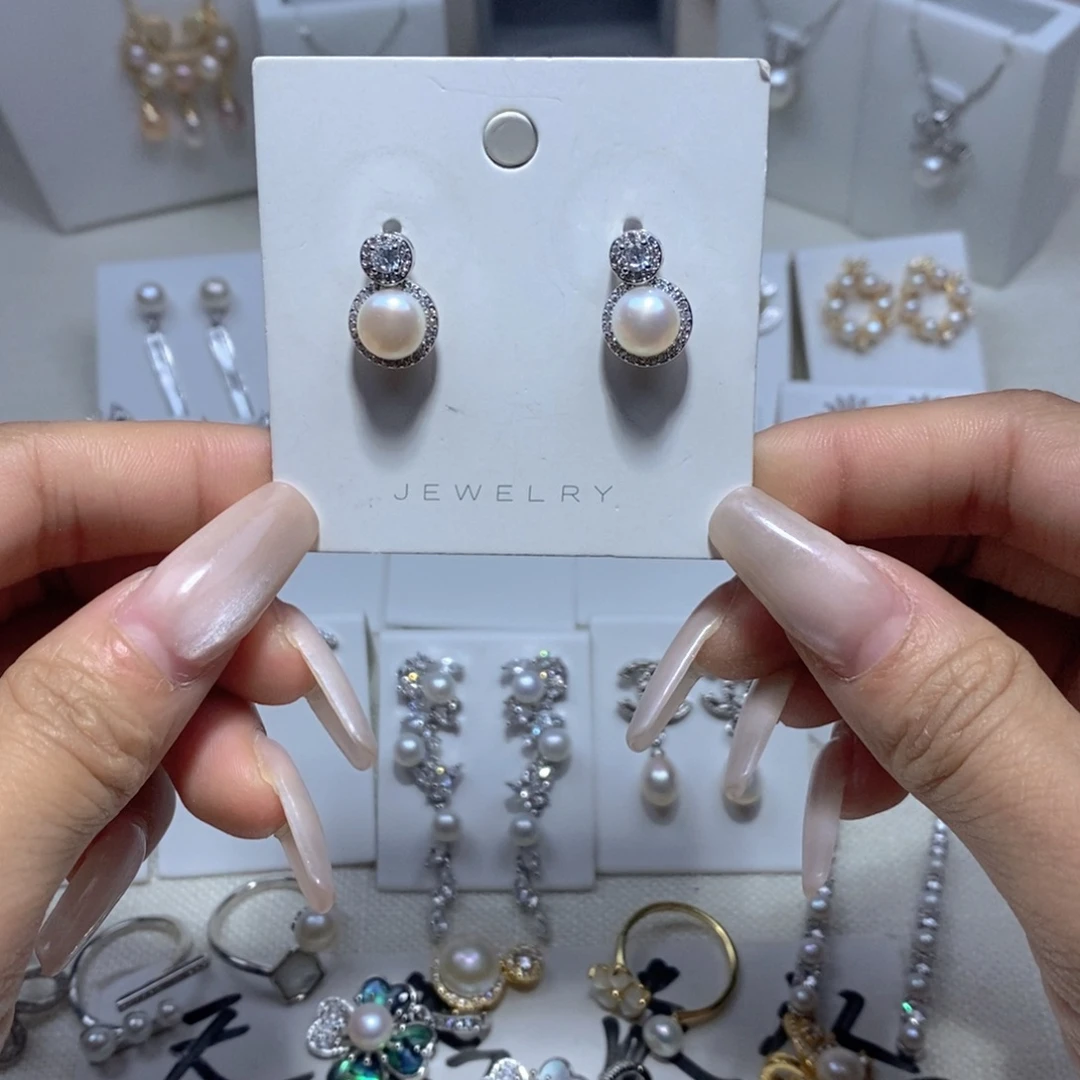 淡水珍珠未镶嵌耳饰