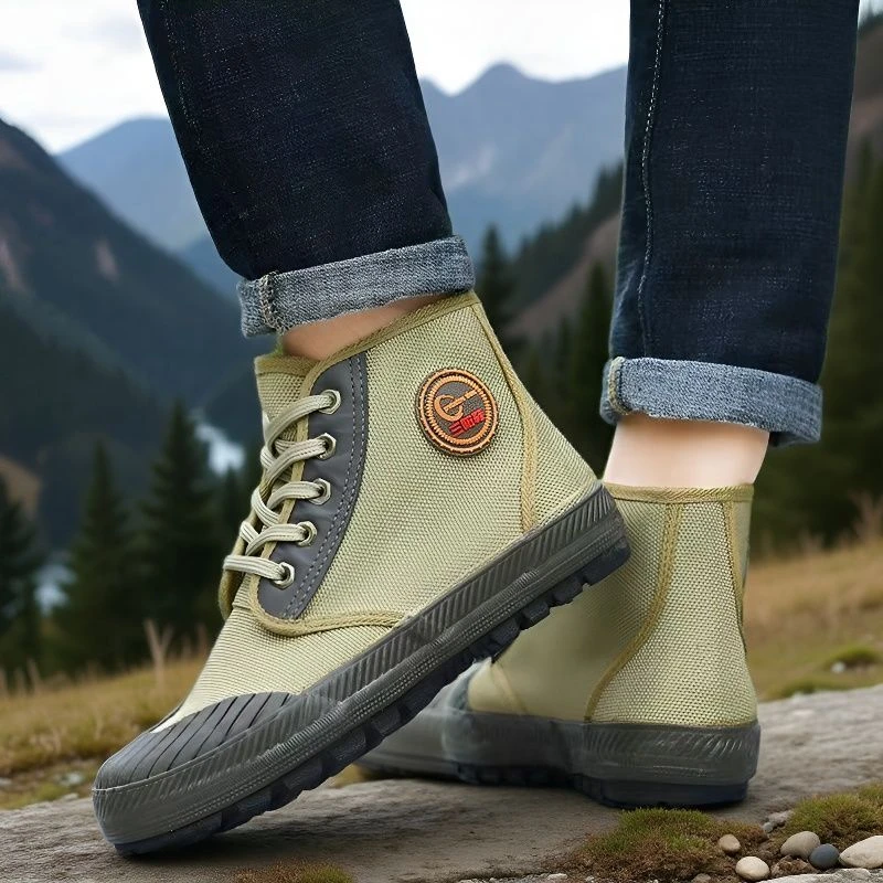 新款高帮三防劳保鞋透气防滑耐磨适合户外建筑工作场景