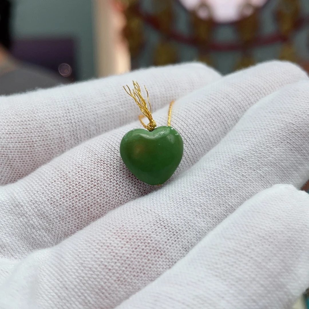 绿松石颈饰未镶嵌