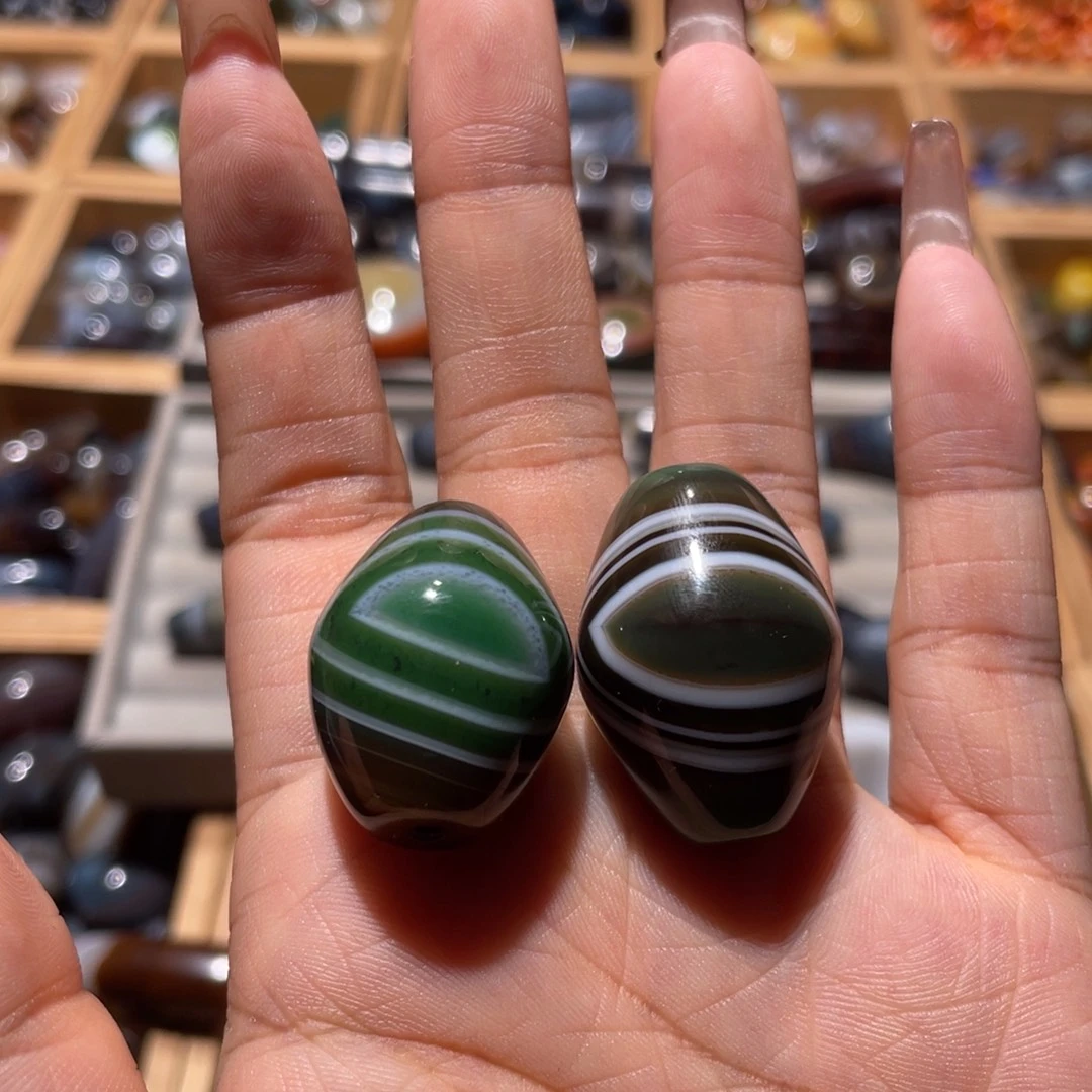 玛瑙/玉髓未镶嵌珠宝半成品