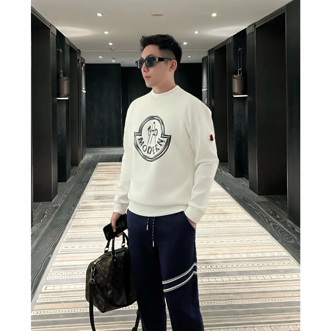 2025秋季新款男士圆领小标撞色长袖时尚百搭休闲长袖印花卫衣