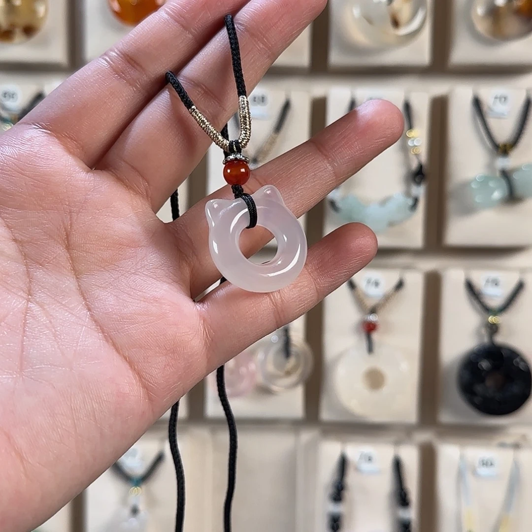 小***.玛瑙/玉髓未镶嵌颈饰