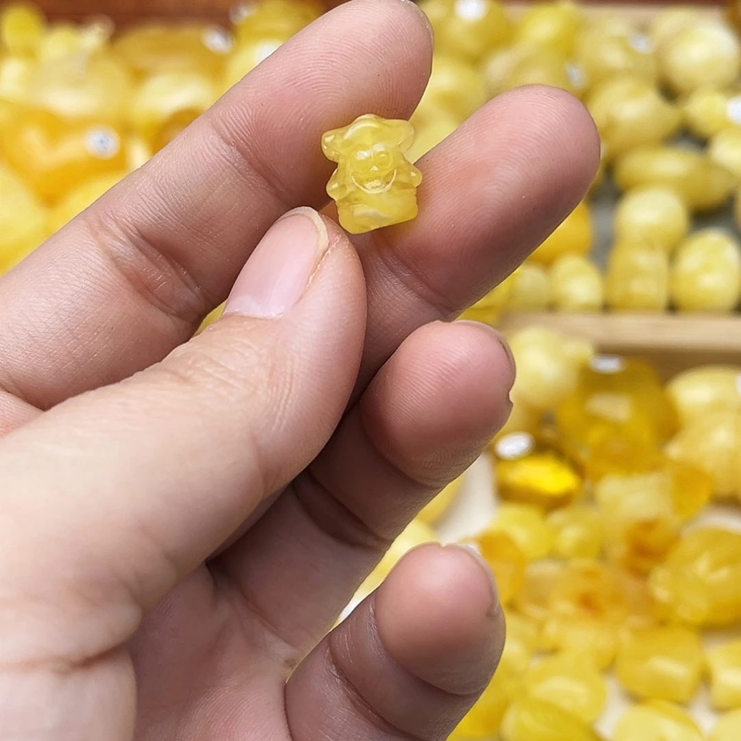 蜜蜡未镶嵌裸石天然