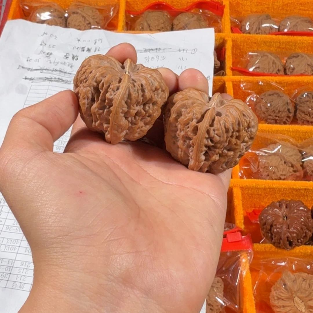 文玩核桃把件137号全品打底平谷凹底38-39mm