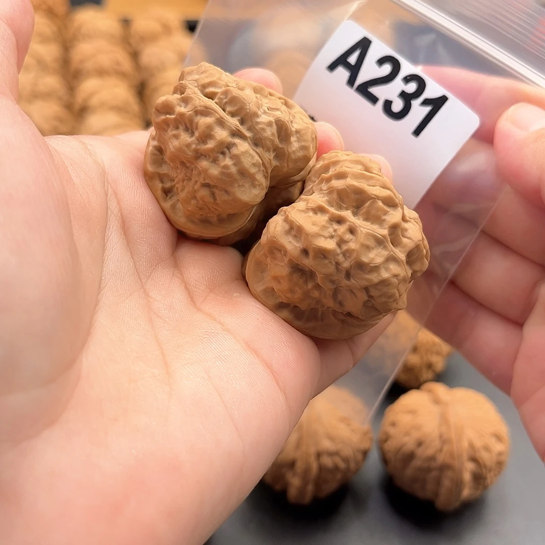 文玩核桃把件蛙蛙全品38度41