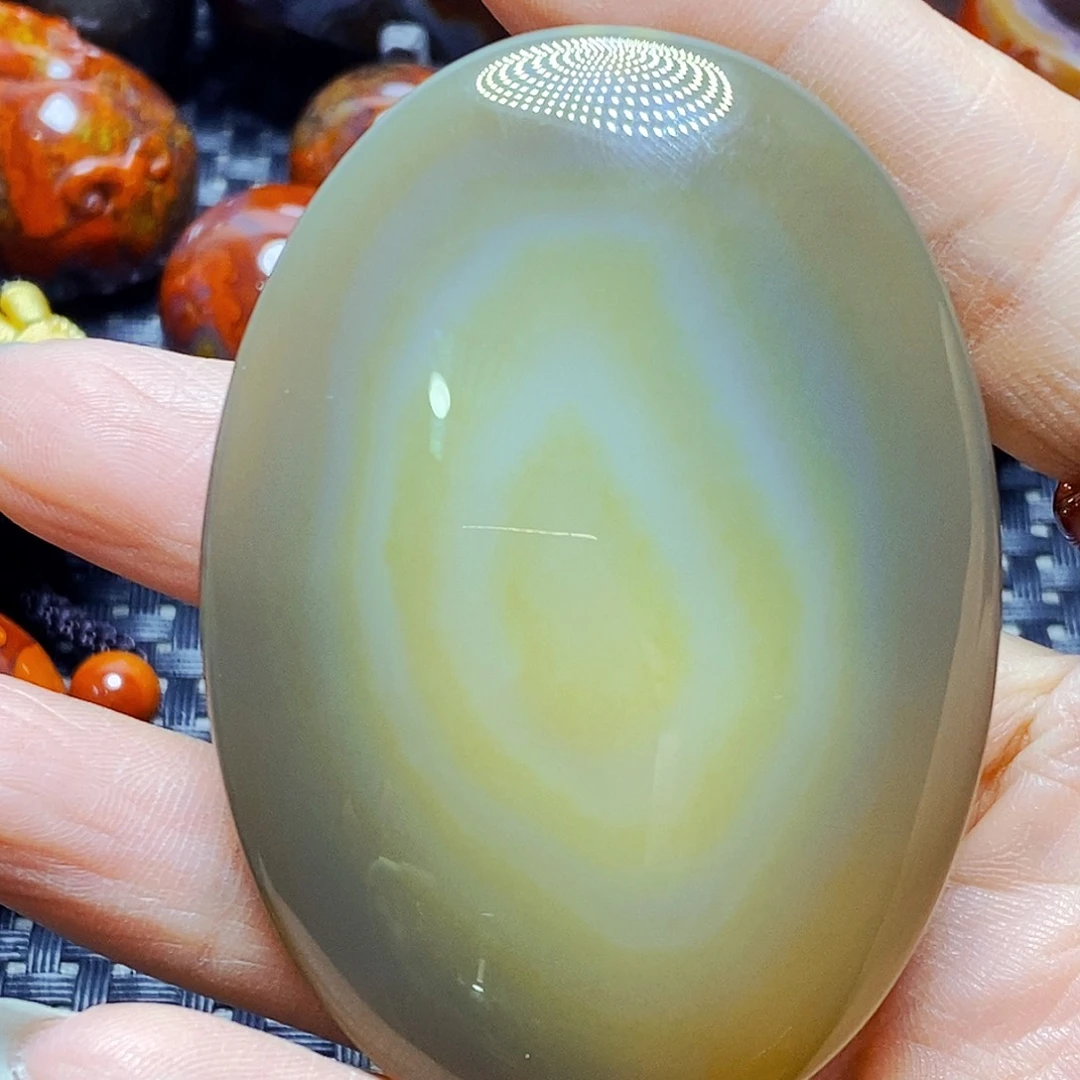 未镶嵌颈饰玛瑙/玉髓阿*哥