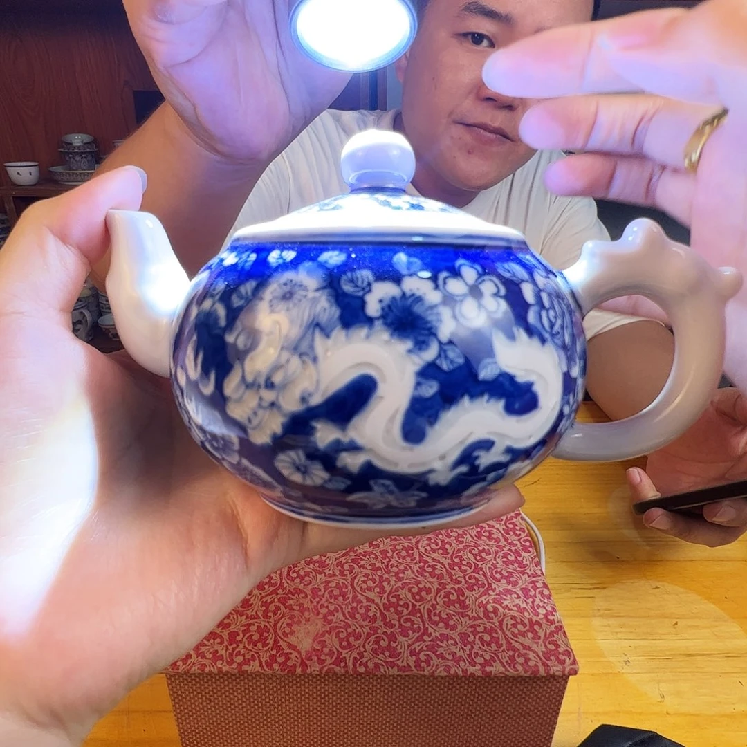 瓷片景德镇陶瓷红嘻嘻万花玲珑龙纹壶一只