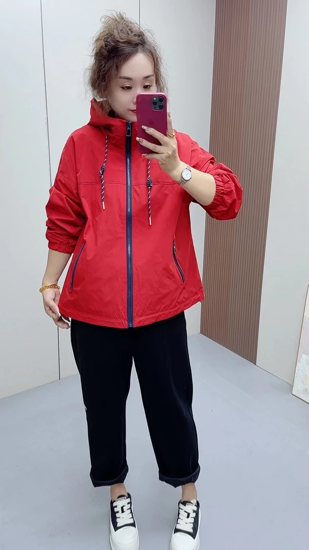 96秋季新款连帽冲锋衣外套