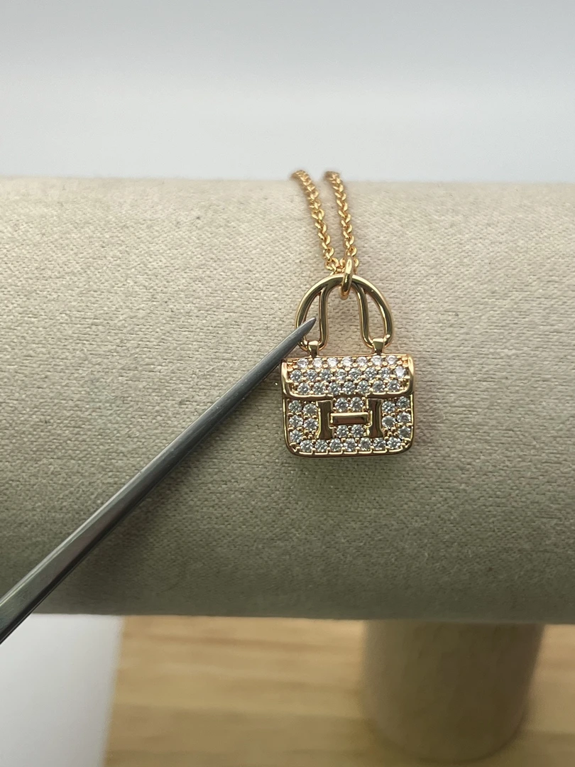 铜项链 【Lu lan】包包家字母高品项链镶嵌坠链精致经典时尚