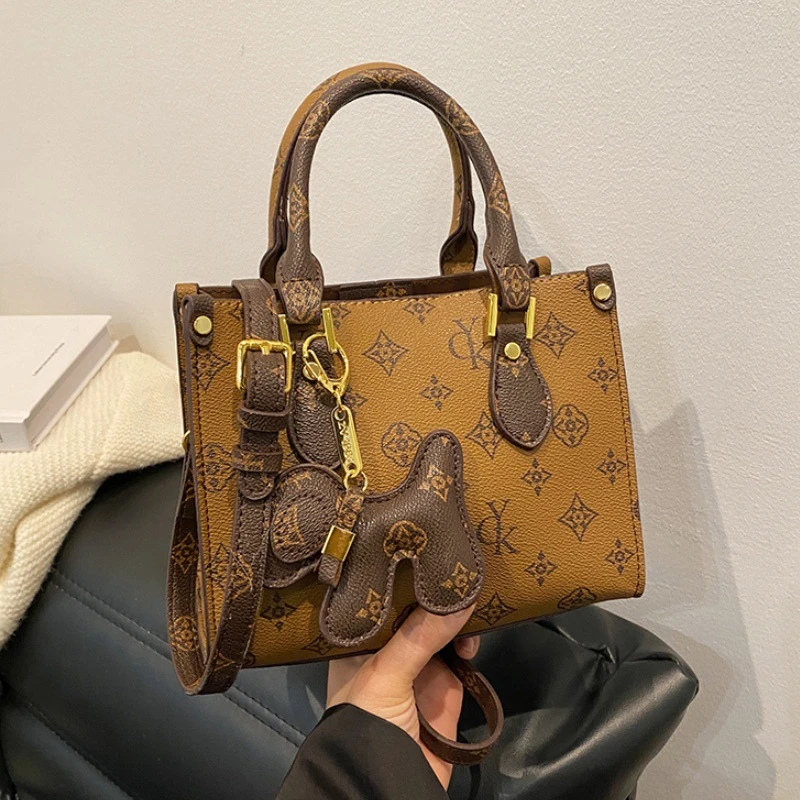 高级感包包女印花撞色字母托特小包包女2025新款老花轻奢韩版单肩