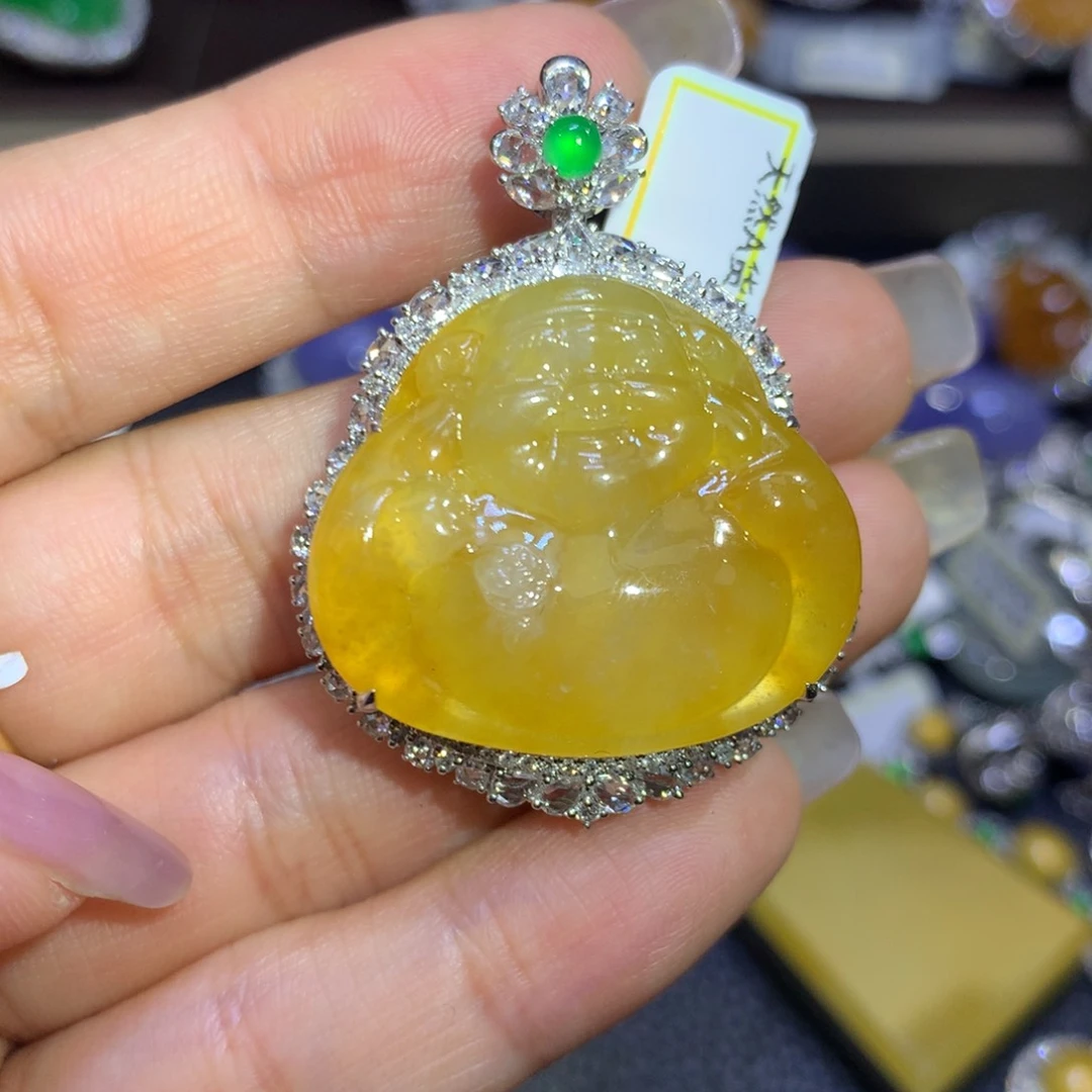翡翠18K金镶嵌颈饰翡翠吊坠
