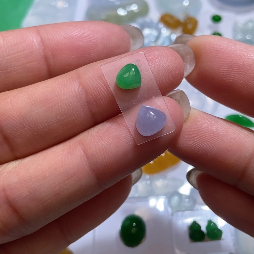 未镶嵌定制翡翠翡翠