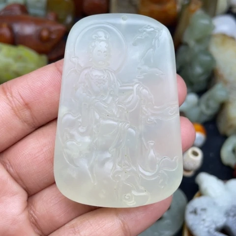 蛇纹石玉未镶嵌颈饰25