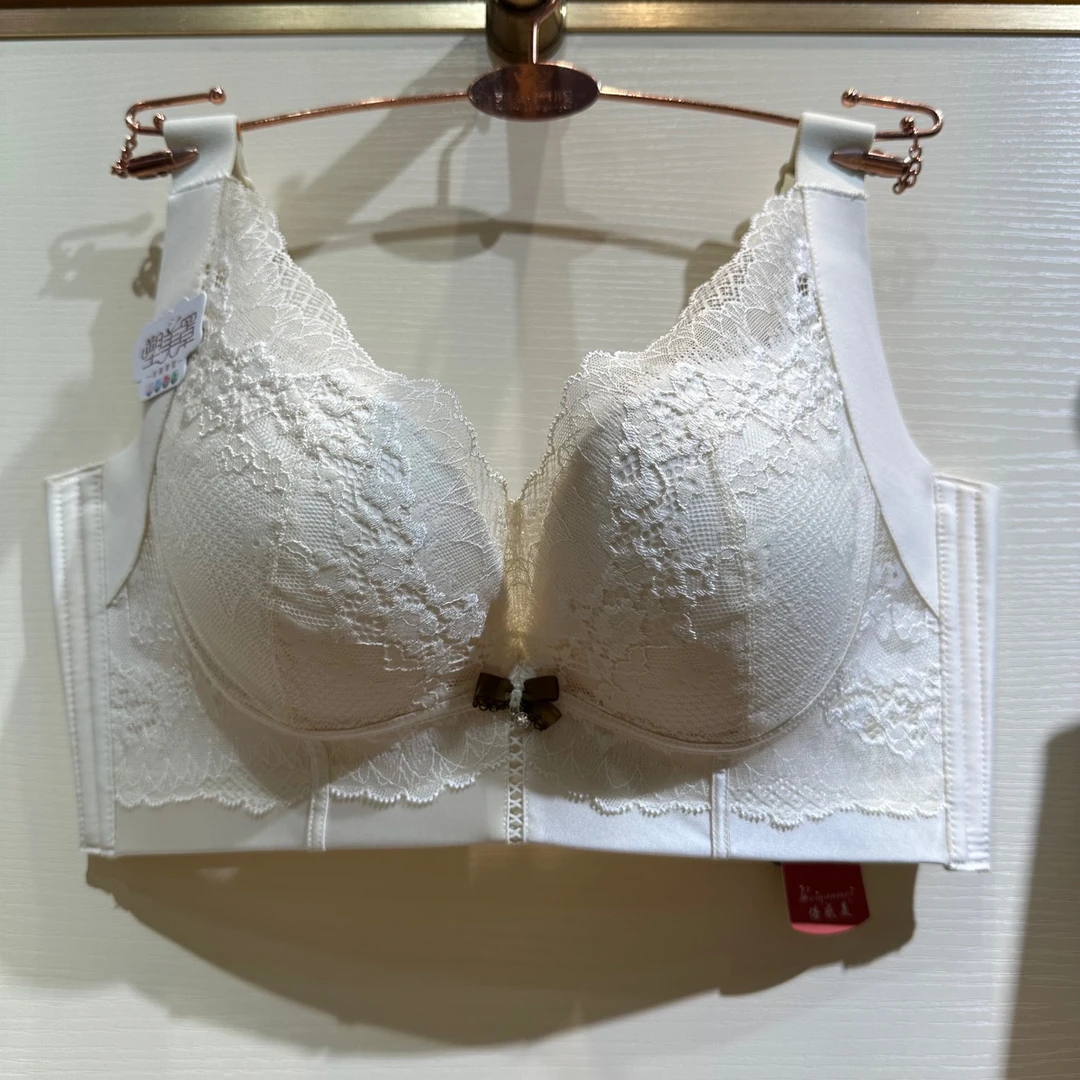 8841大码无磁无钢圈超薄CD杯内衣大胸显小聚拢上托收副乳调整文胸