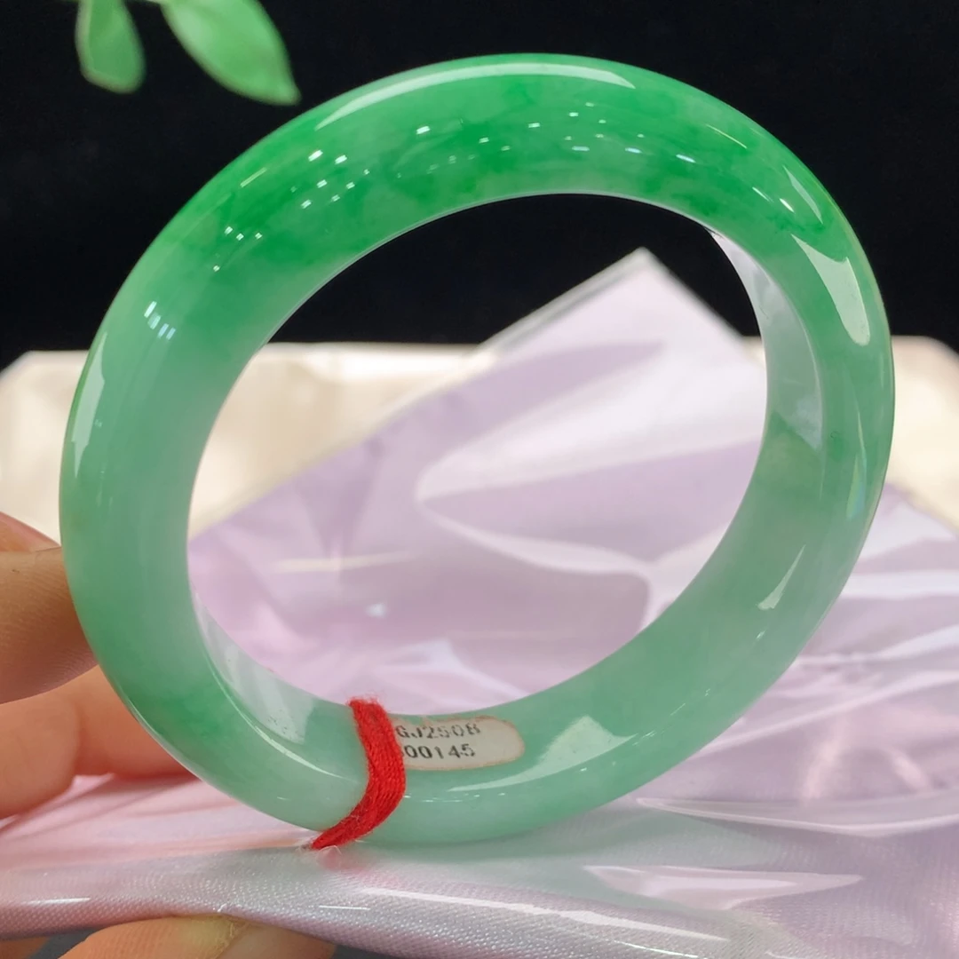 翡翠未镶嵌手镯0145