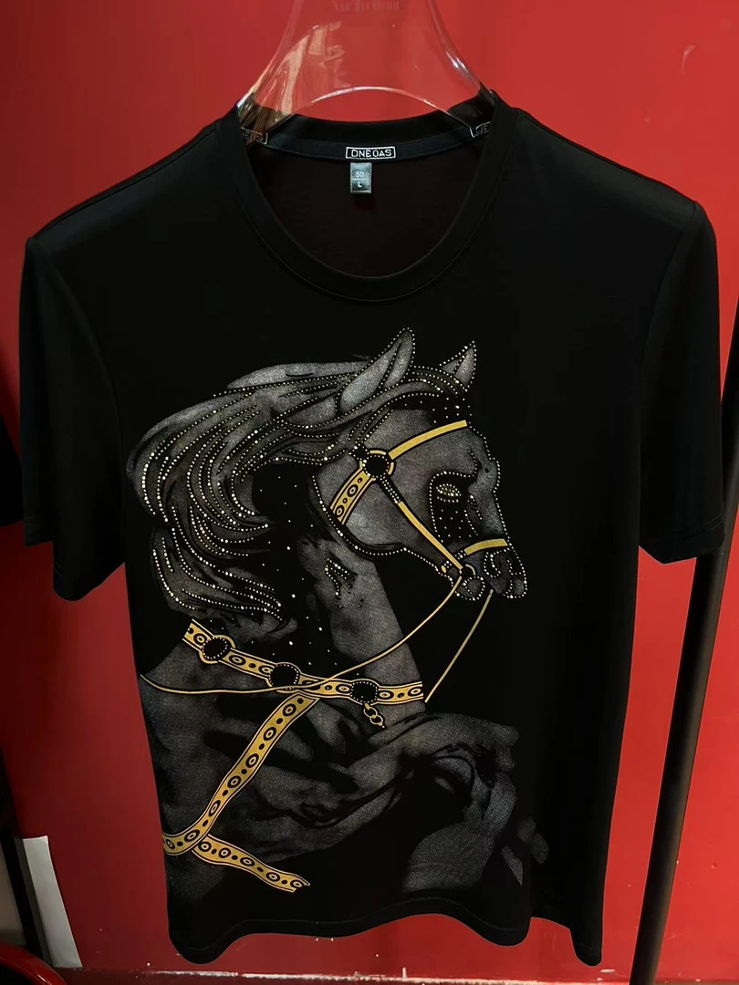 2025马到成功轻奢男士时尚休闲夏季半袖潮流印花圆领黑色个性