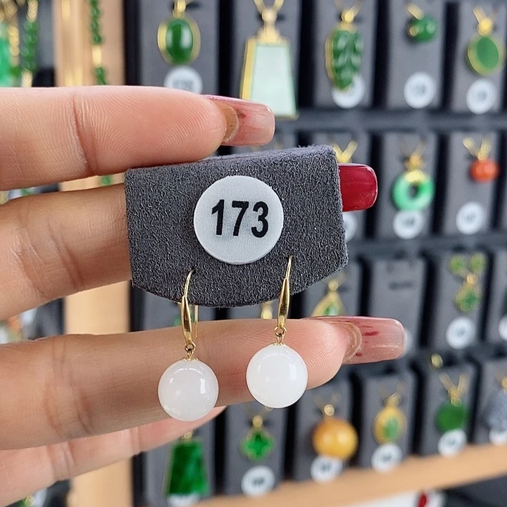 和田玉耳饰18K金镶嵌