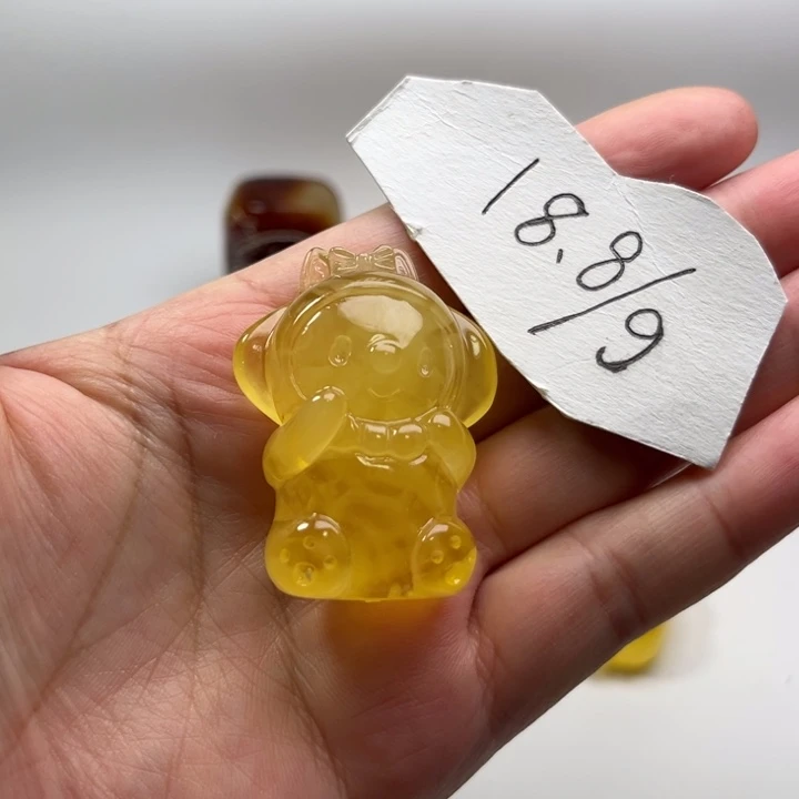 琥珀颈饰未镶嵌琥珀蜜蜡