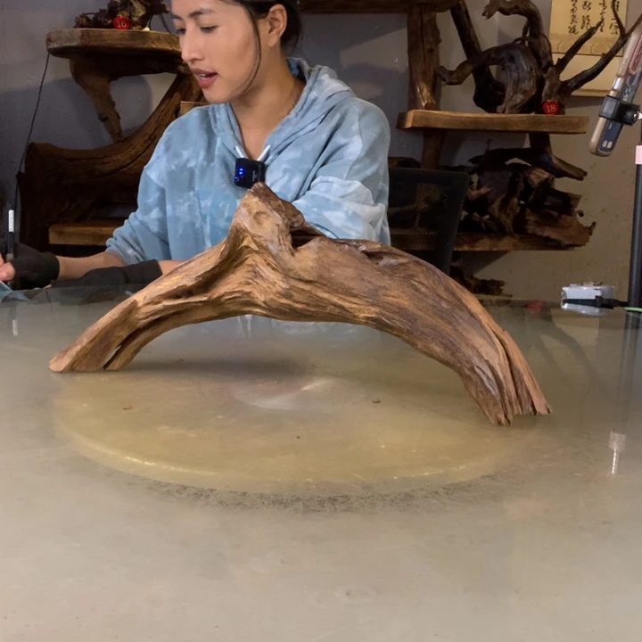 臭***氓天然的云南紫柚木会黄水