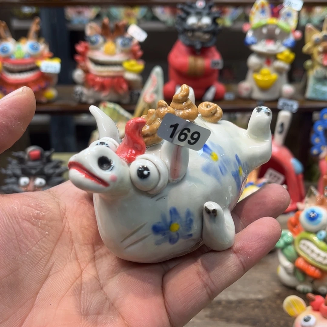 陶瓷纯手工抽象陶瓷摆件169