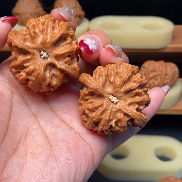 奶****吊坠文玩核桃44全品苹果园