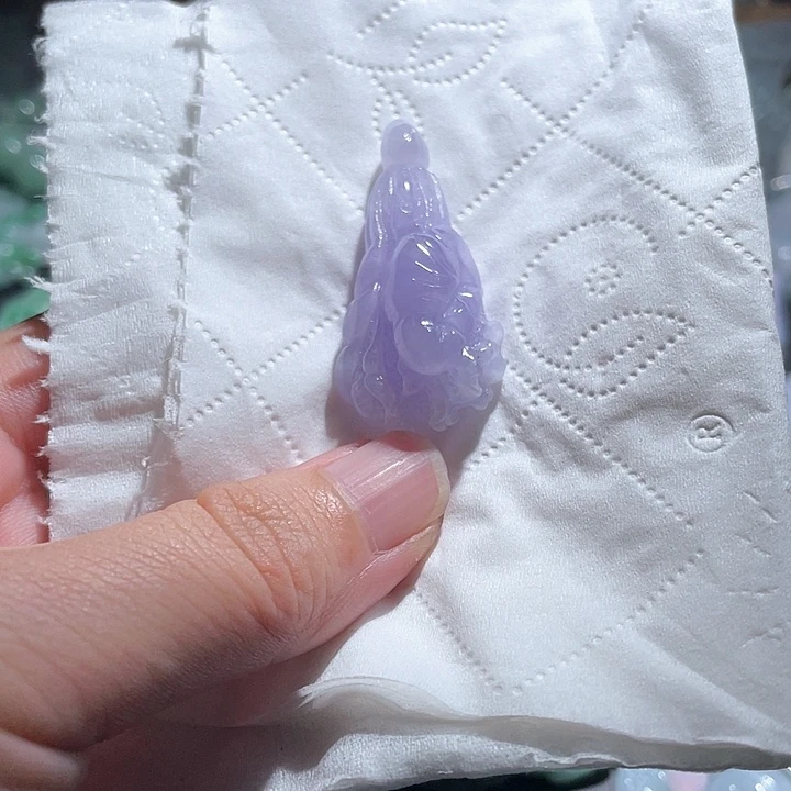 翡翠未镶嵌颈饰天