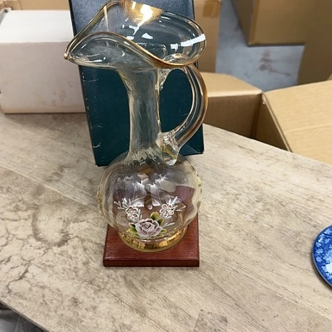 瓷片瓷器。瓷器。瓷器。